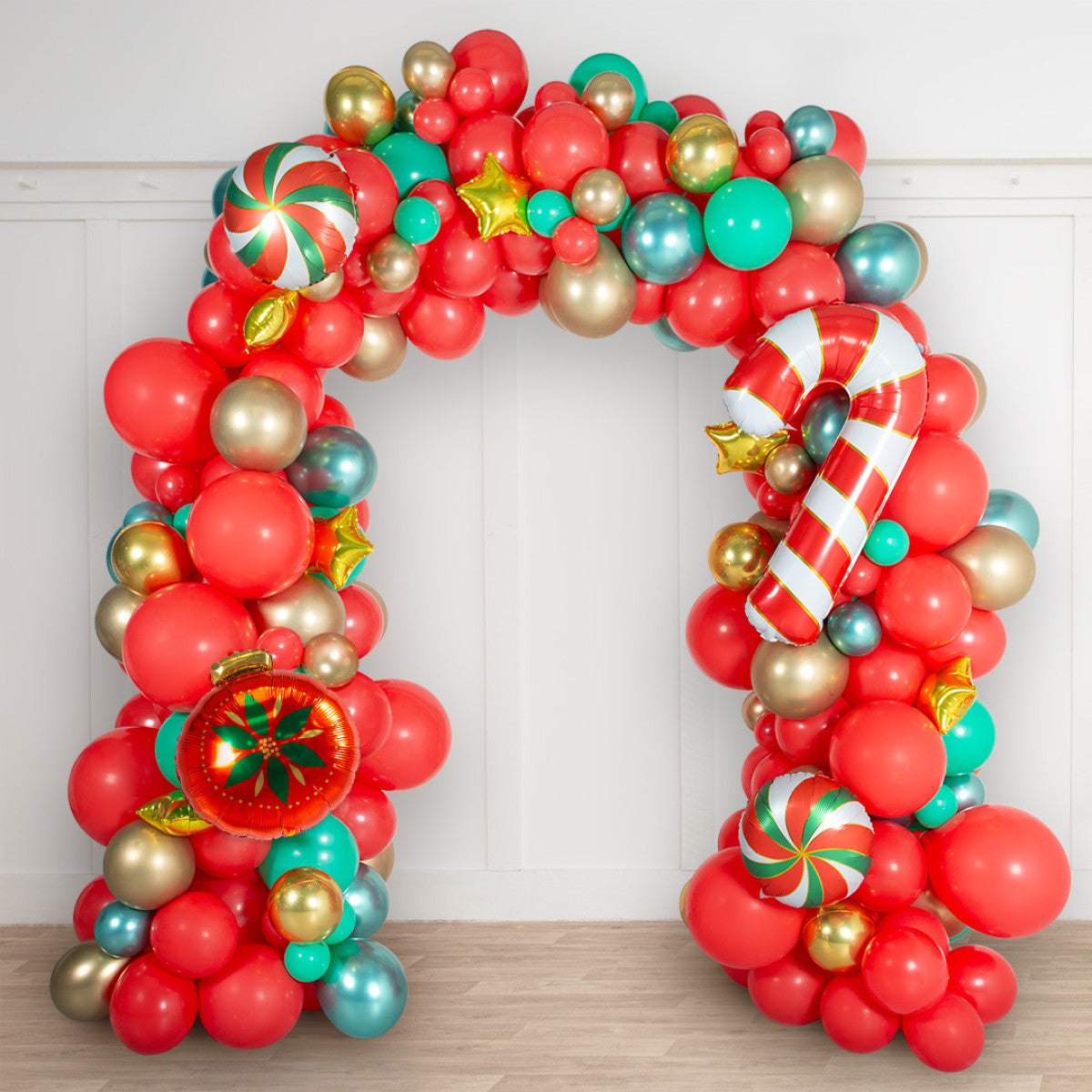 Christmas Merry & Bright - Balloon Arch