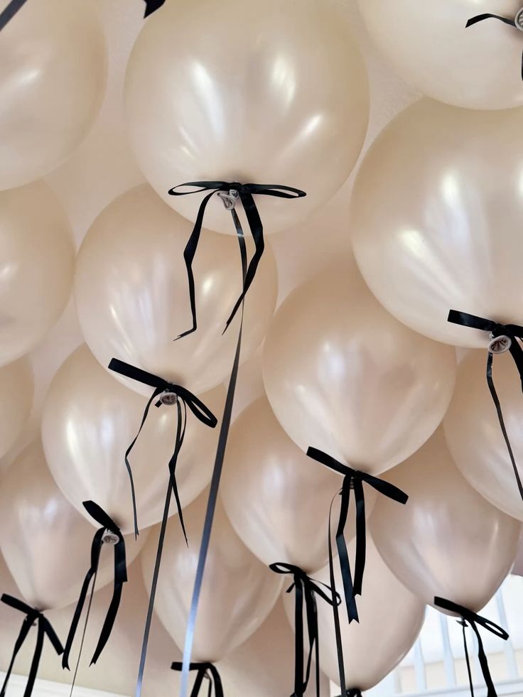 Ceiling Balloons with Bows (Select ONE Color)