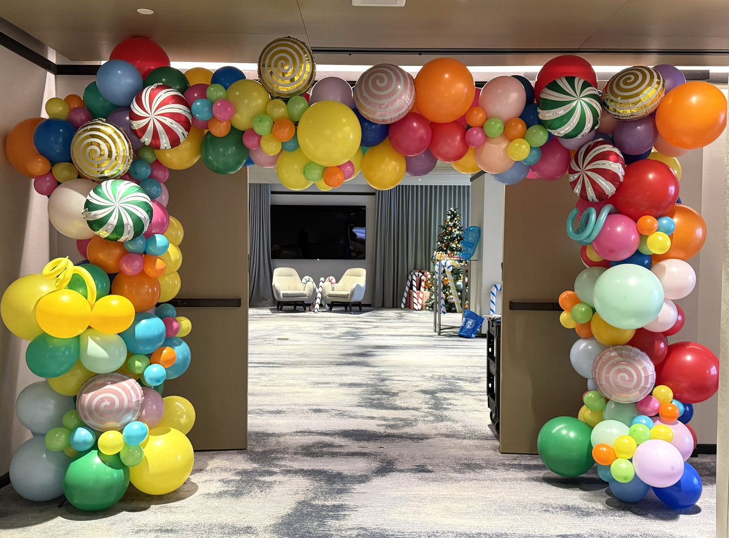 Organic Balloon Arch