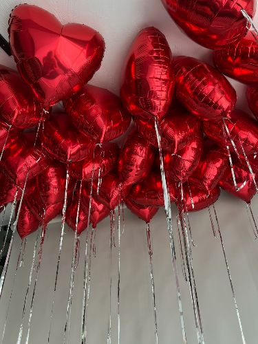 Red Hearts Ceiling Balloons